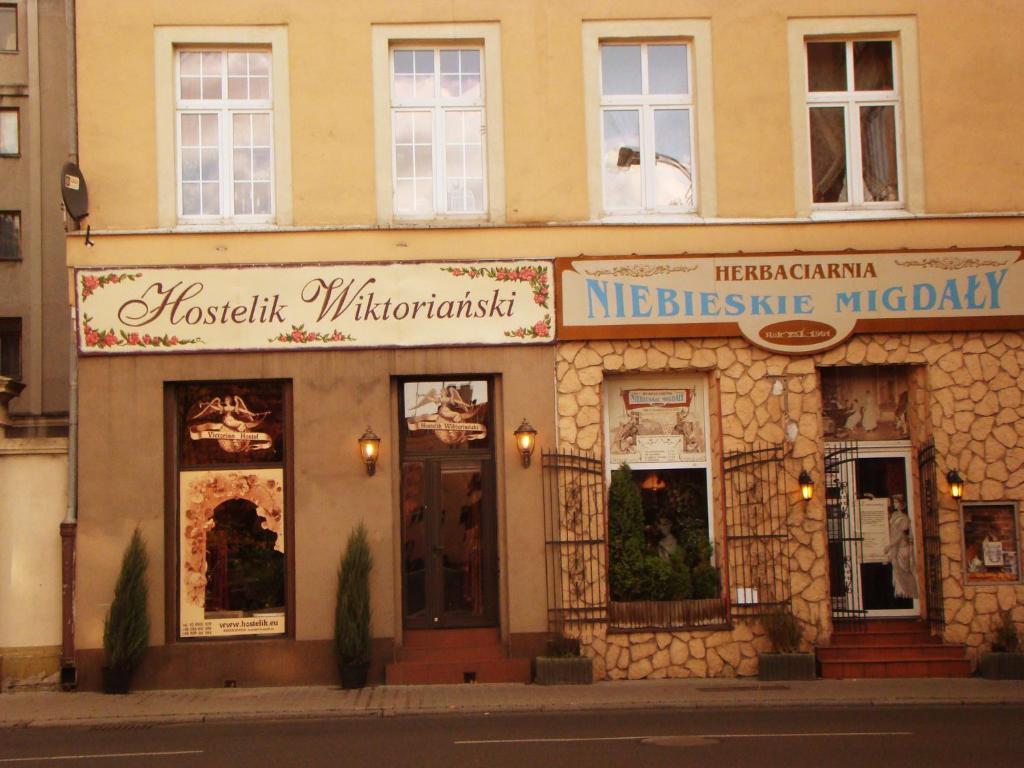 Hostelik Wiktorianski วูดช์ ภายนอก รูปภาพ