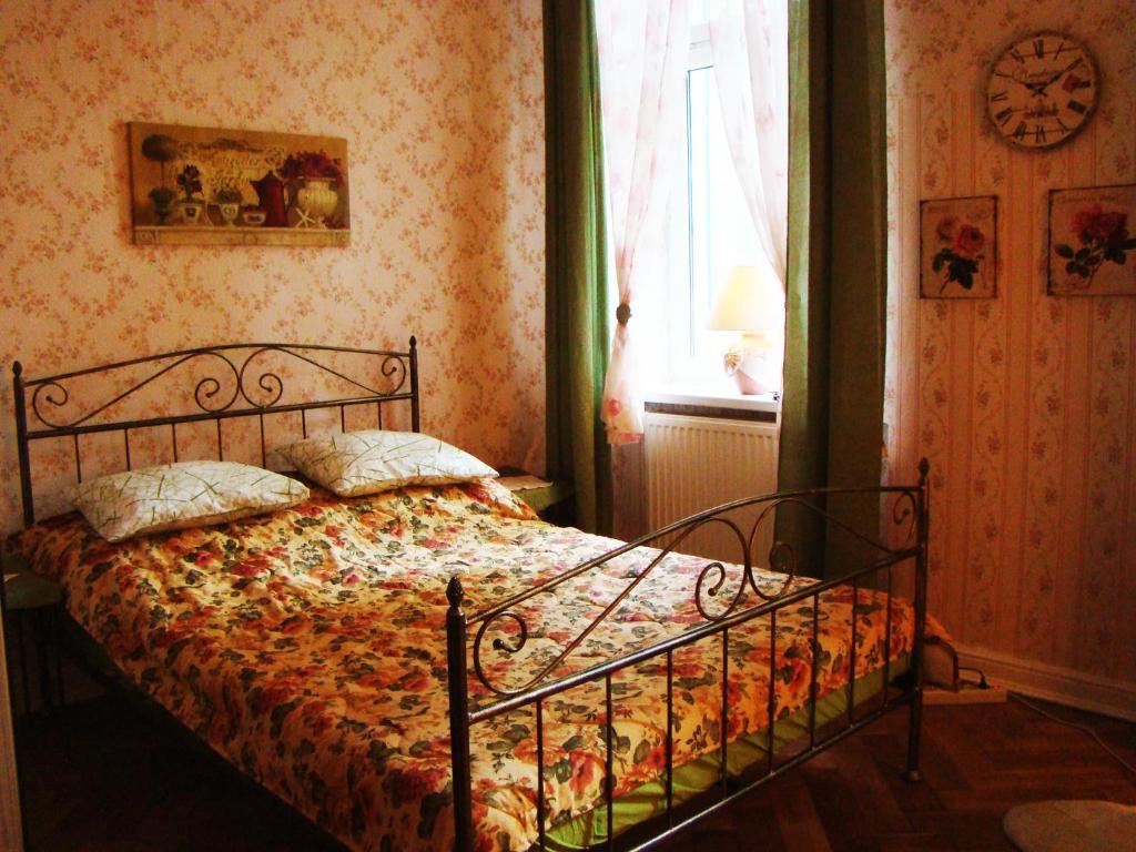 Hostelik Wiktorianski วูดช์ ภายนอก รูปภาพ
