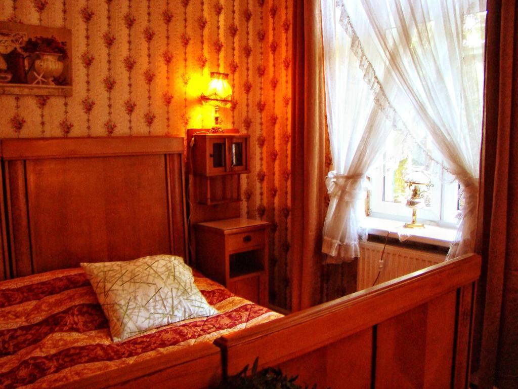 Hostelik Wiktorianski วูดช์ ภายนอก รูปภาพ