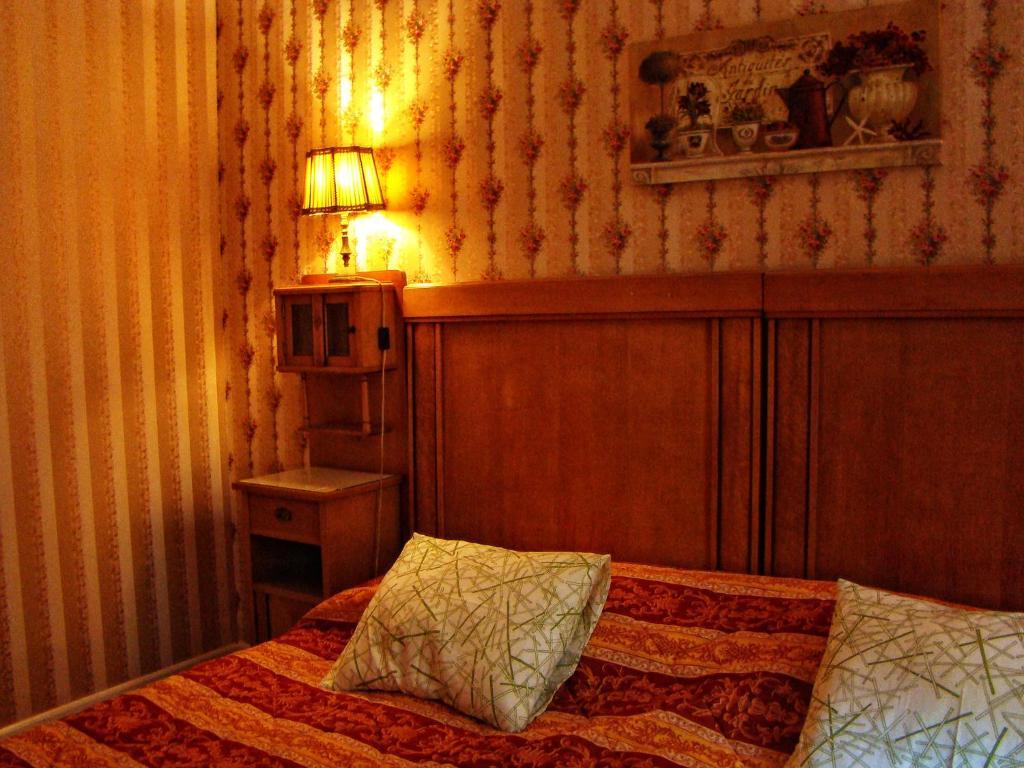 Hostelik Wiktorianski วูดช์ ภายนอก รูปภาพ
